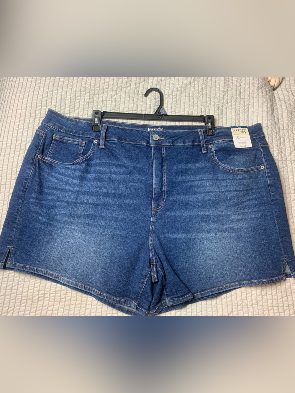 Terra & Sky Plus Size 26W Denim Blue A-line Women's Shorts